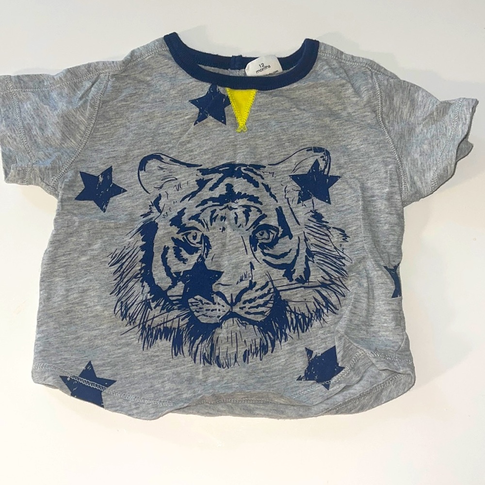 EGG tee